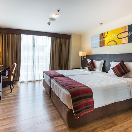 Lohas Residences Sukhumvit 2 Бангкок Экстерьер фото