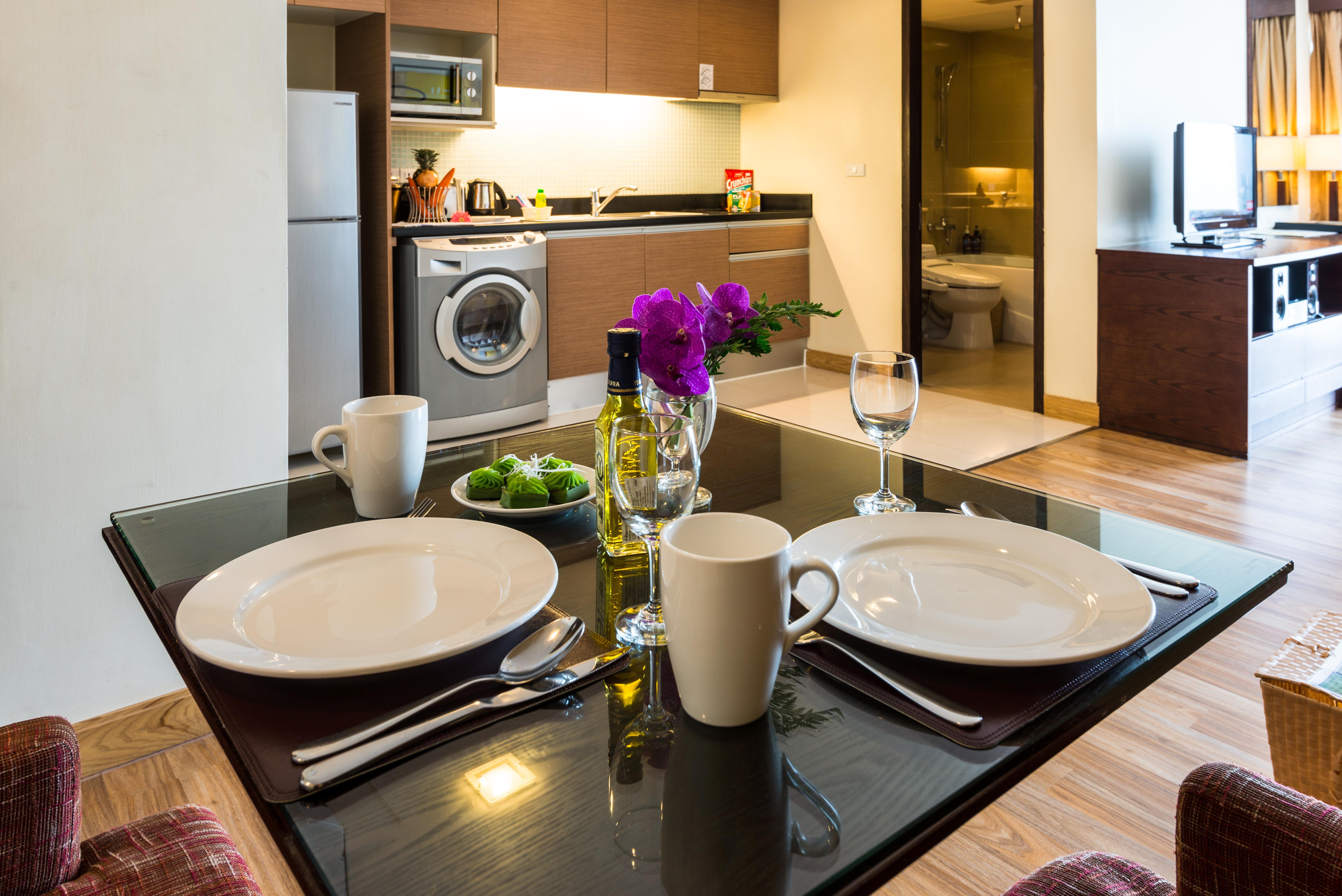 Lohas Residences Sukhumvit 2 Бангкок Экстерьер фото