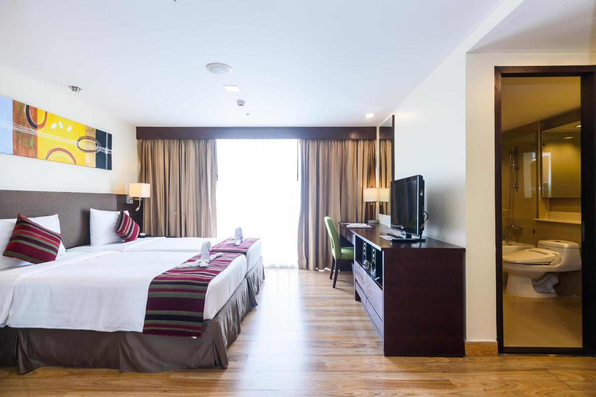 Lohas Residences Sukhumvit 2 Бангкок Номер фото